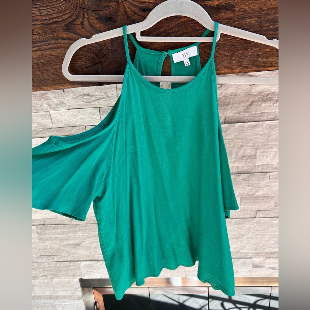 Green cold shoulder cropped blouse, size XS.